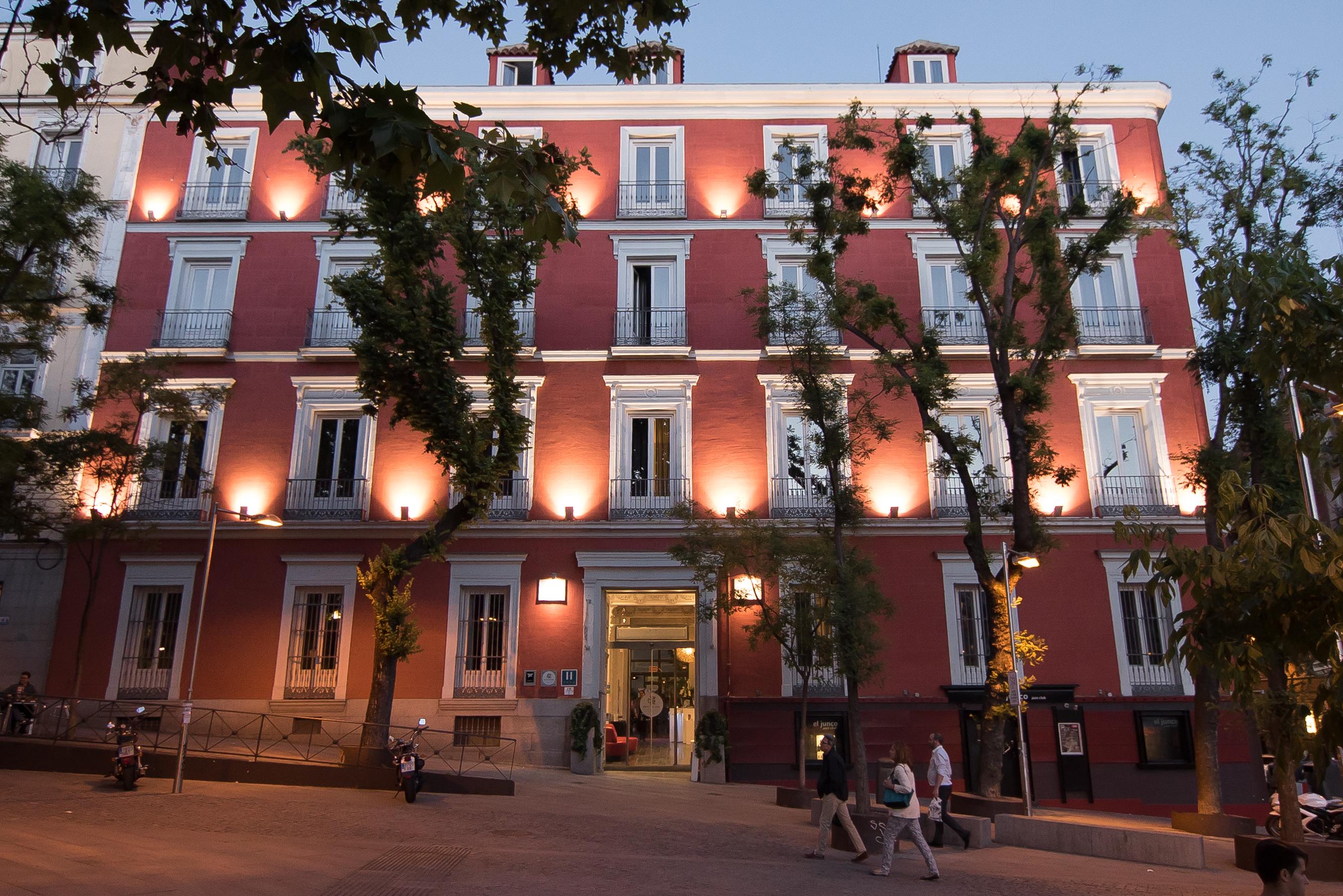 Petit Palace Santa Barbara Madrid Luaran gambar